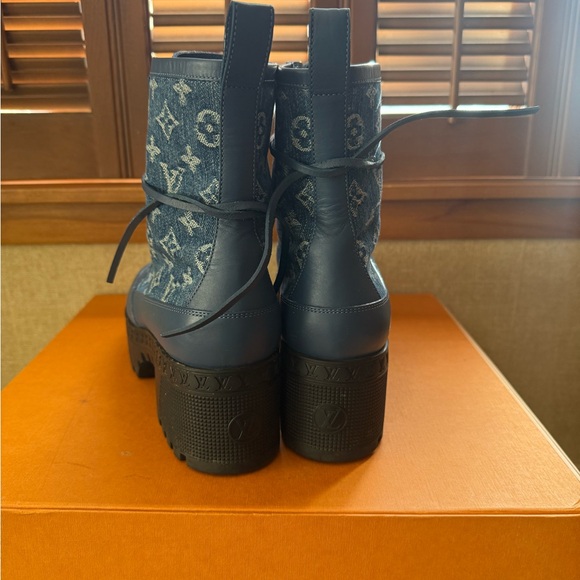 LV Remix Laureate Platform Desert Boot Denim Lace-Up Boots - Picture 6 of 12